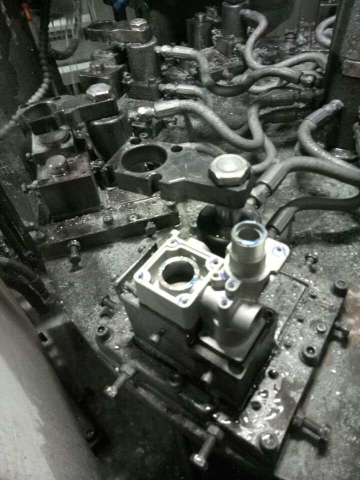 BLF8-01-1阀体加工工装