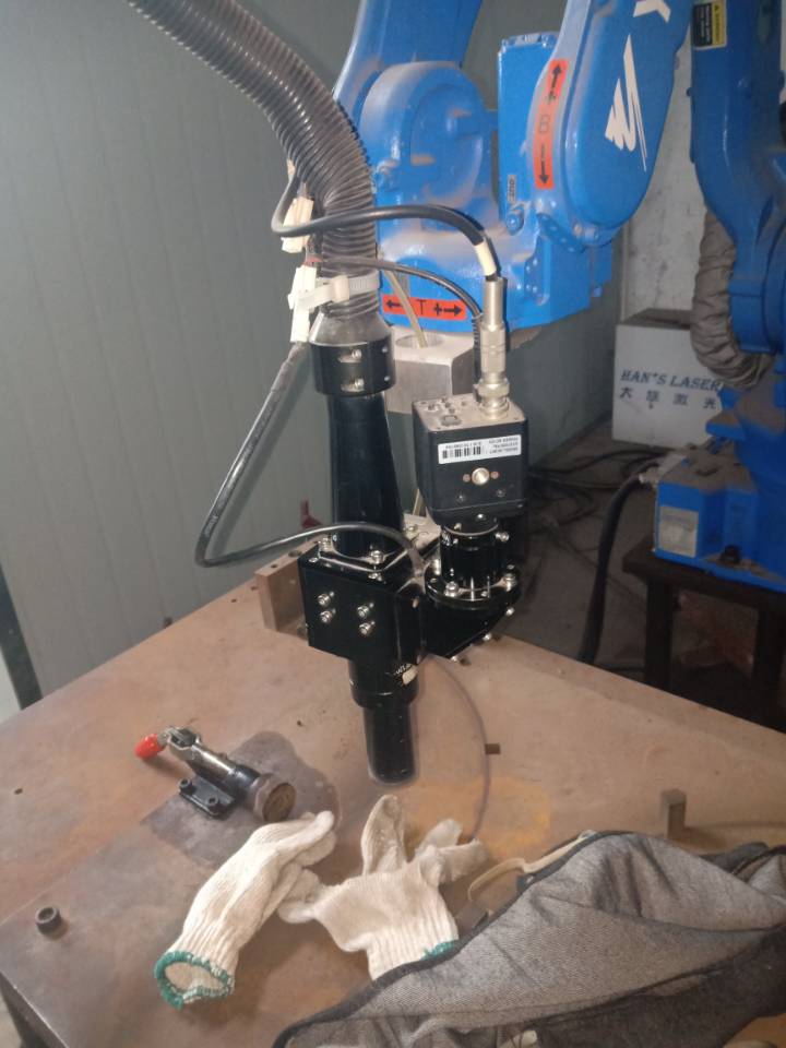 洗碗机内胆机械手焊接夹具