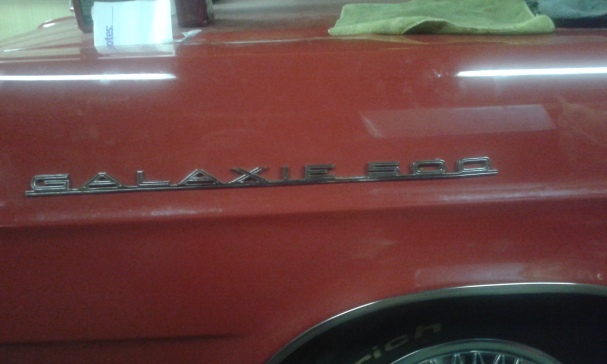 福特 Galaxie 500 标志