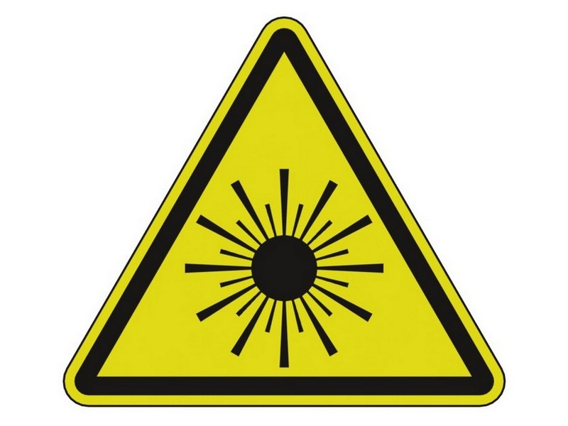 标志“激光辐射”