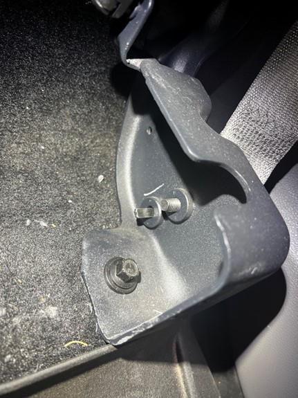 M10-1.5 X 50毫米法兰六角螺栓-福特座椅支架