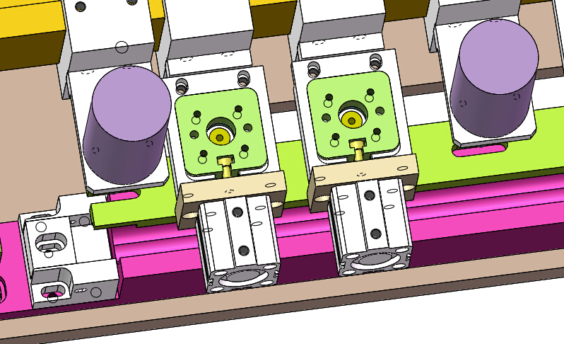 密封条自动钻孔裁断一体机