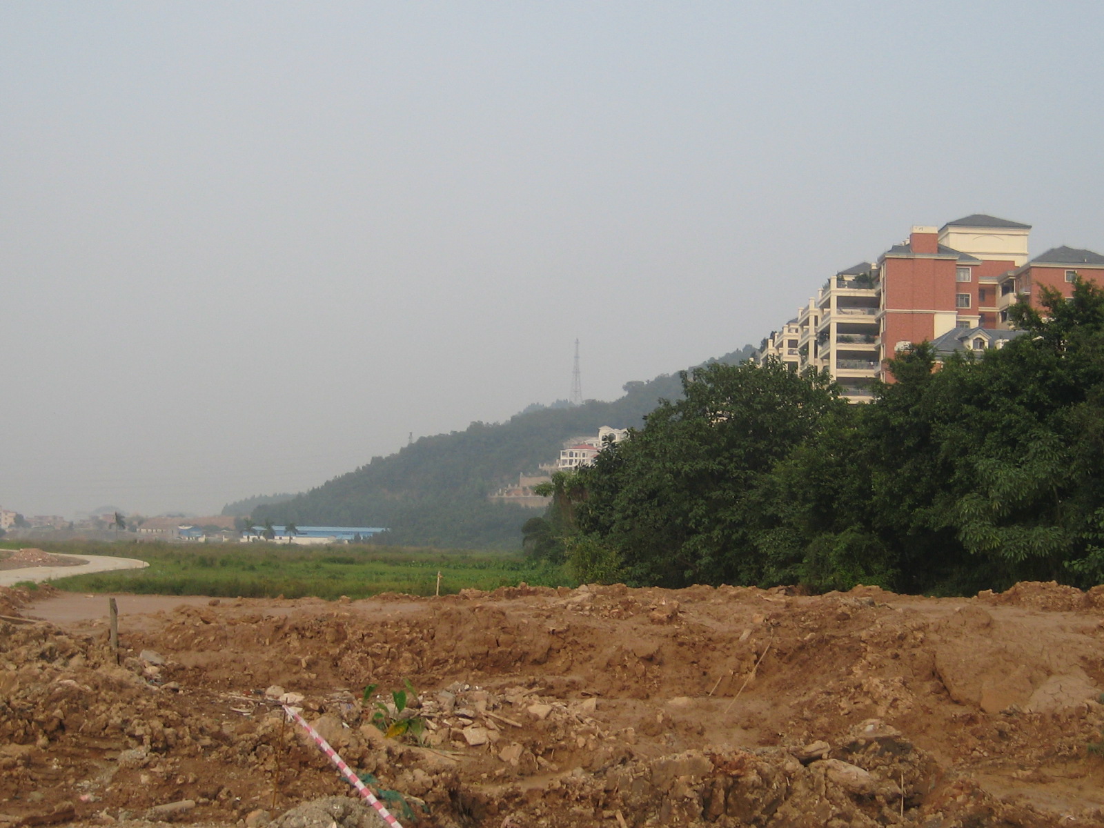 佛山南海某绿洲侧挡墙工程及涌底硬底化工程改造施工工程