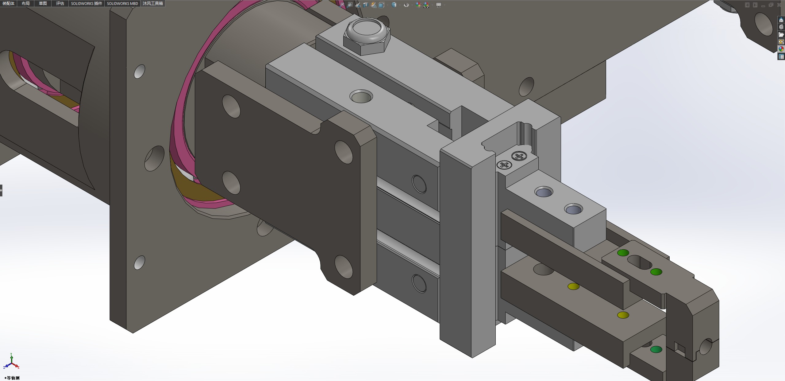 同步旋转夹取机构